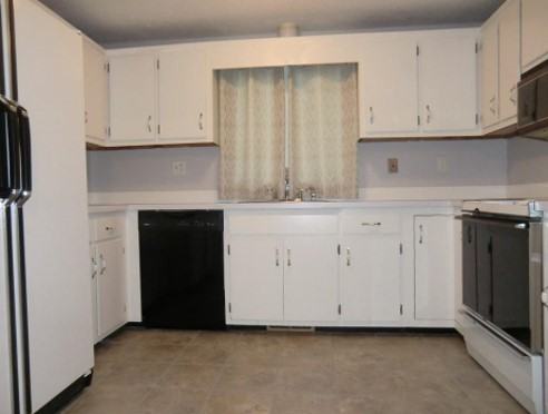 2 Winding Pond Rd - Photo 3 of 9