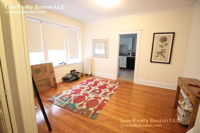 123 Kilsyth Road - Photo 2 of 2