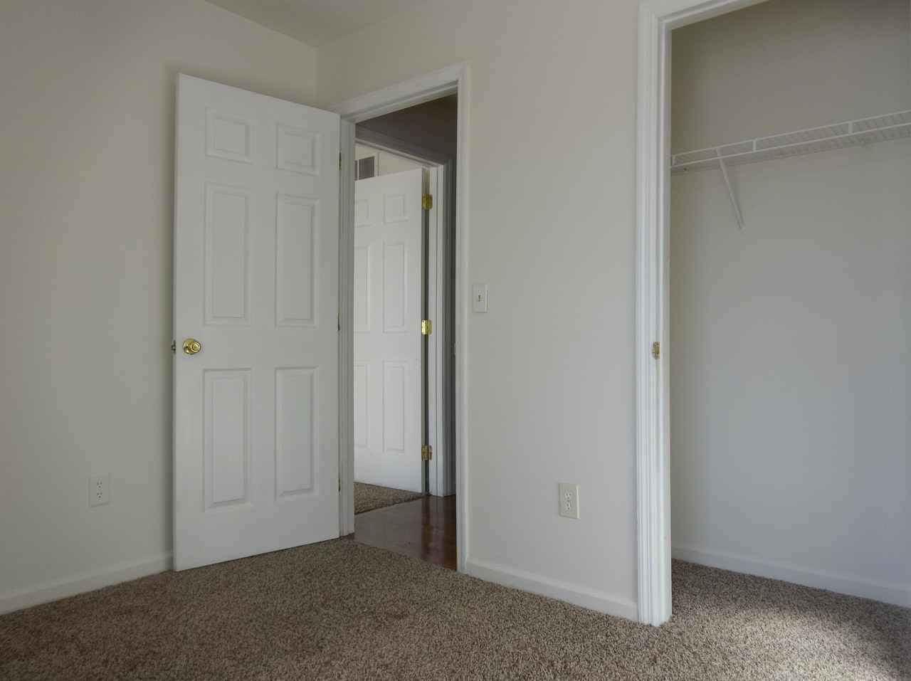 1434 Athens Drive - Photo 6 of 7