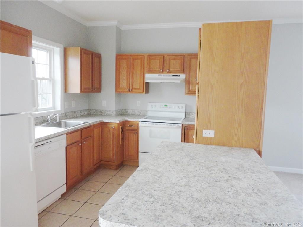 22 Pasco Dr #b - Photo 3 of 15