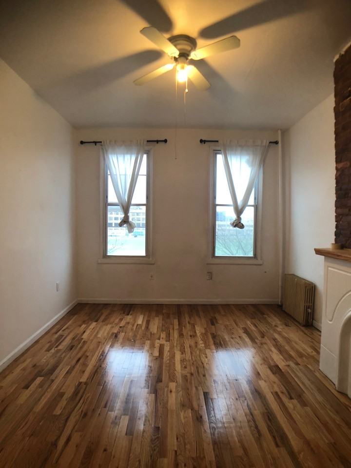 256 Stagg Street #pl