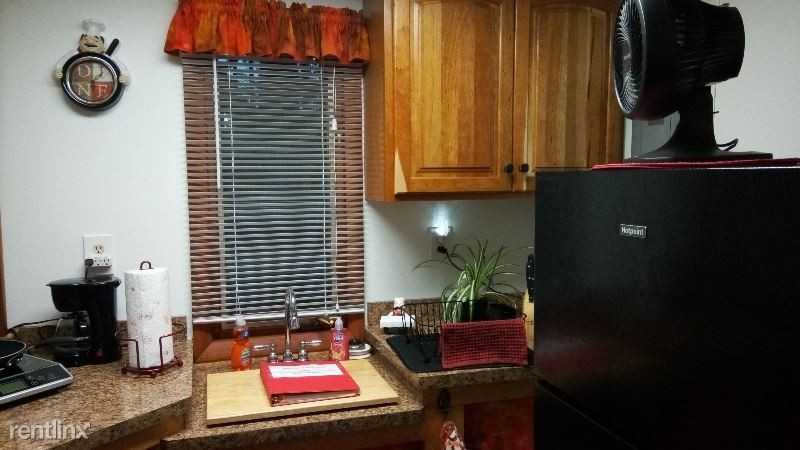 404 Sugar House Hill Rd - Photo 3 of 10