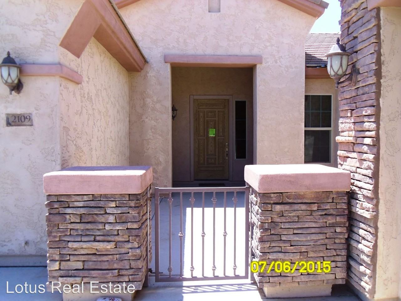 2109 E Lynx Pl - Photo 3 of 30