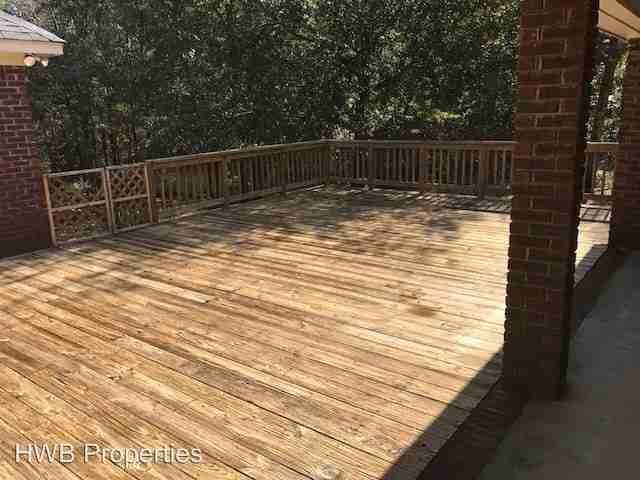 1363 Indian Hills Rd - Photo 3 of 12