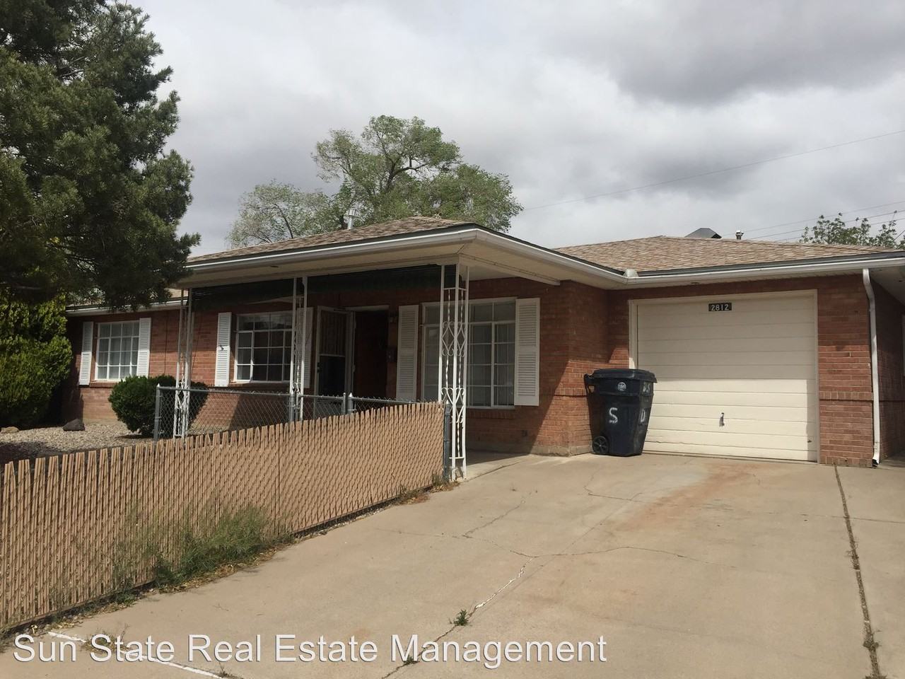 2812 Los Arboles Ct NE - Photo 2 of 21