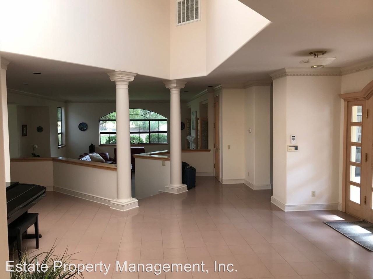 2035 Dermanak Dr - Photo 2 of 22