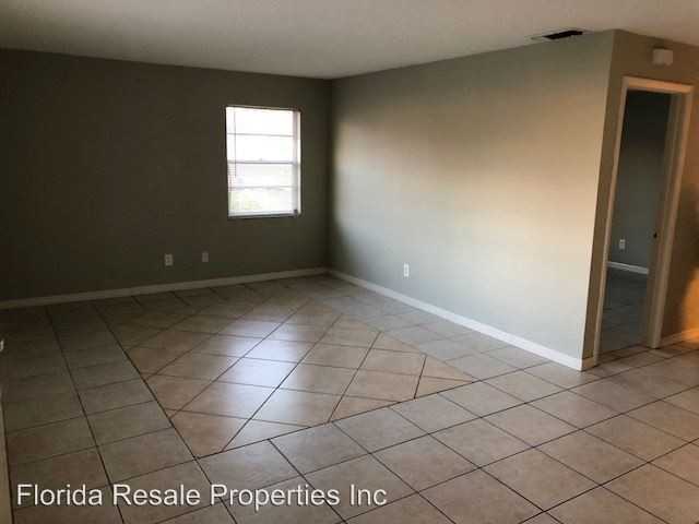 18252-18256 Morgan drive San Carlos Park - Photo 2 of 13