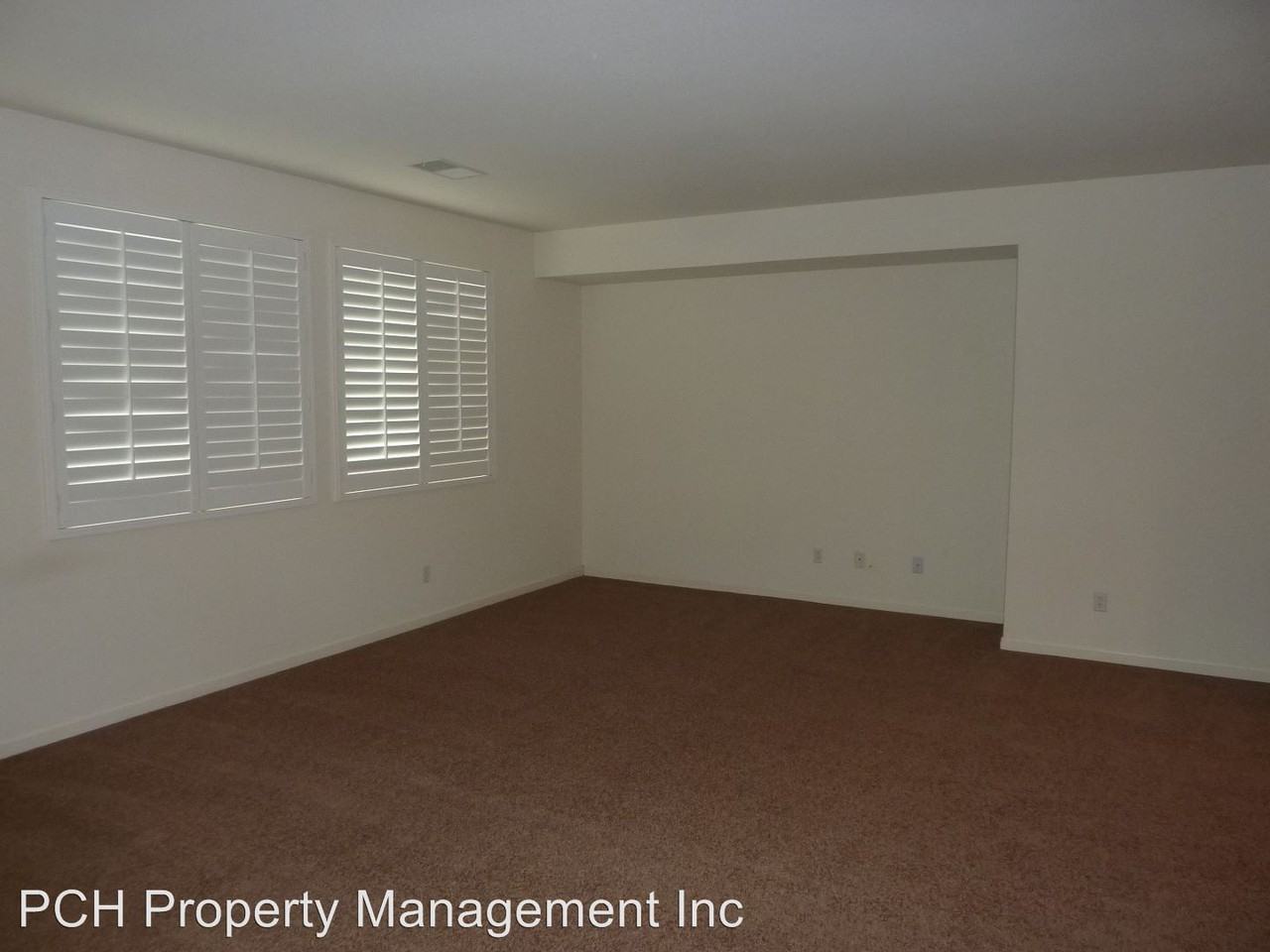 1621 Maryclair Dr - Photo 3 of 6