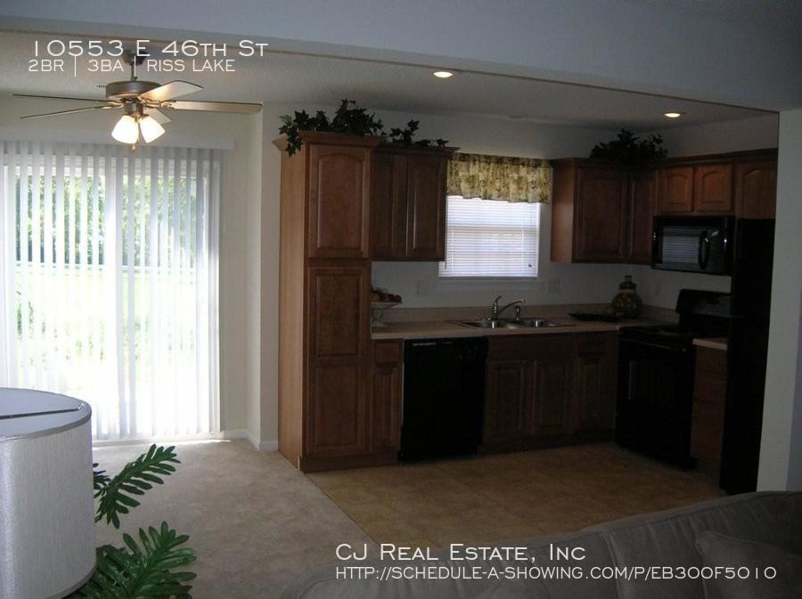 10553 E 46th St - Photo 3 of 7