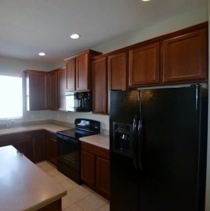12930 Turnstone Ct - Photo 3 of 10