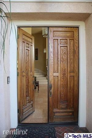 1934 Erin Way - Photo 2 of 50