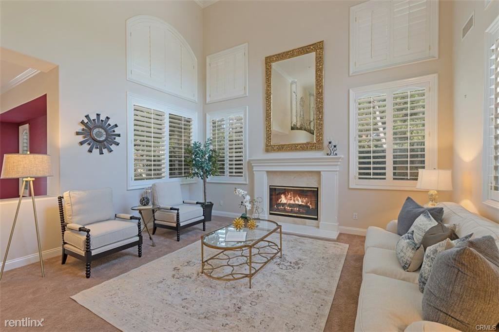 2 Fremont Ln - Photo 3 of 25