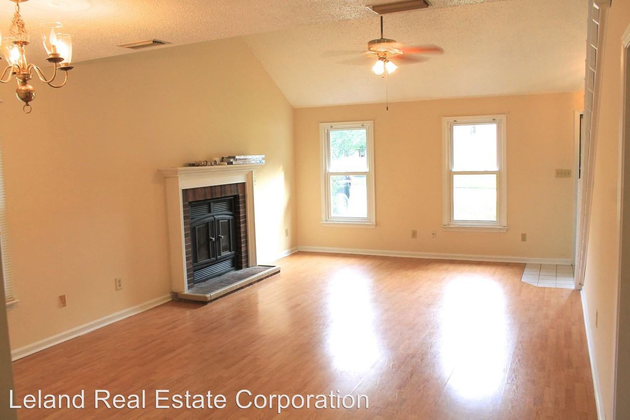 2228 Glenrose Ct - Photo 2 of 14