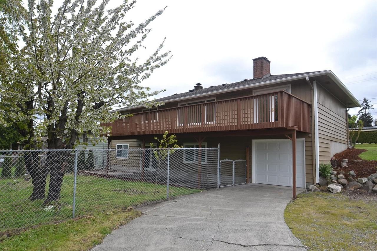 23261 25th Ave S - Photo 2 of 15