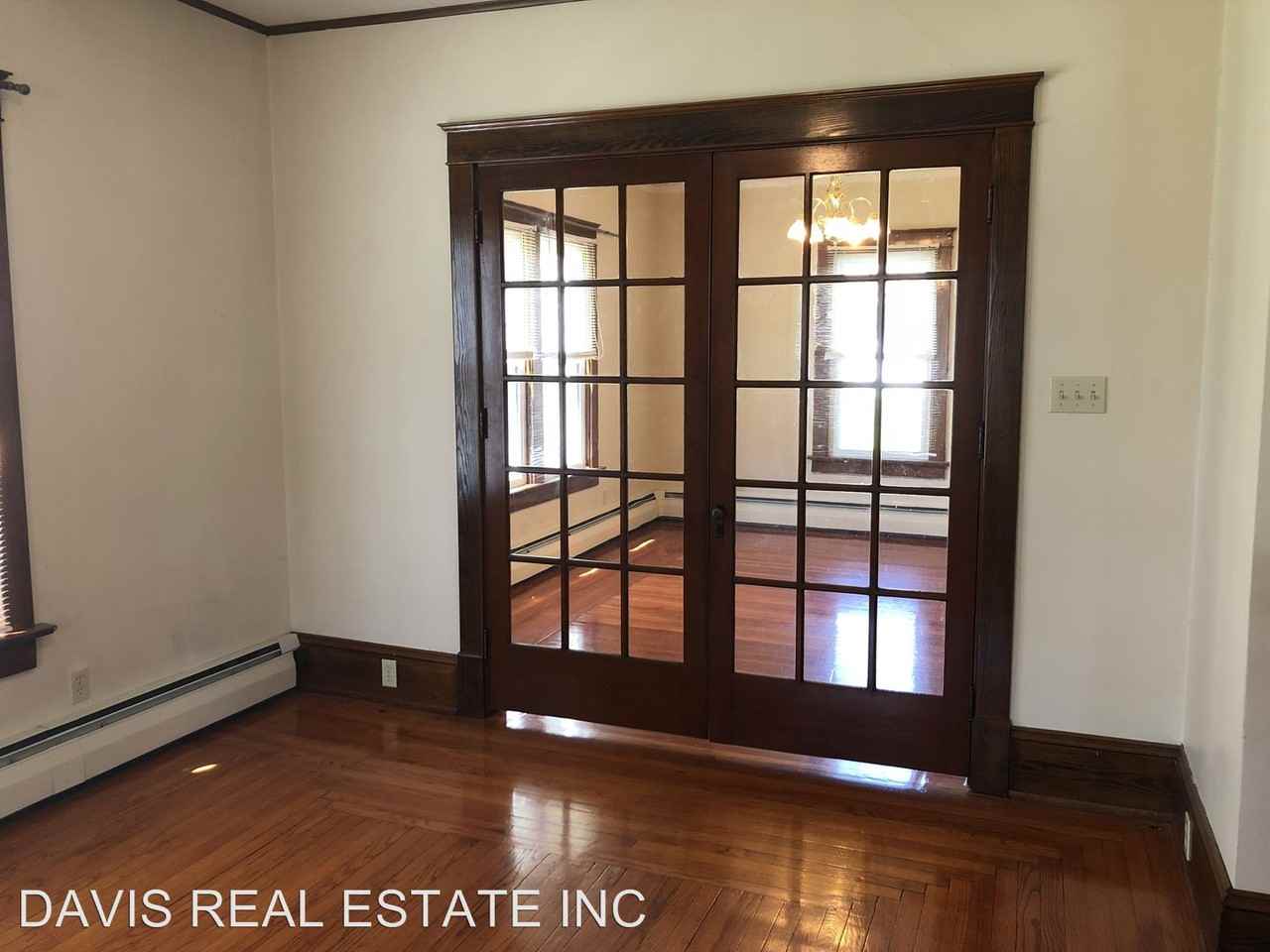 10 W Main St - Photo 3 of 20