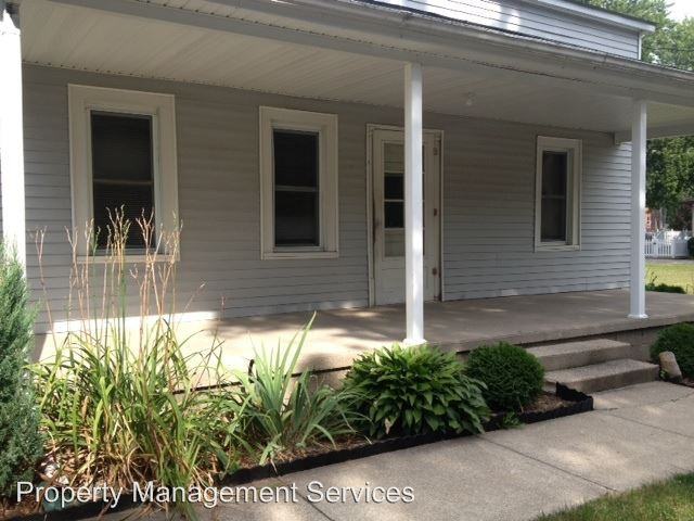 315 S Scott St - Photo 2 of 16