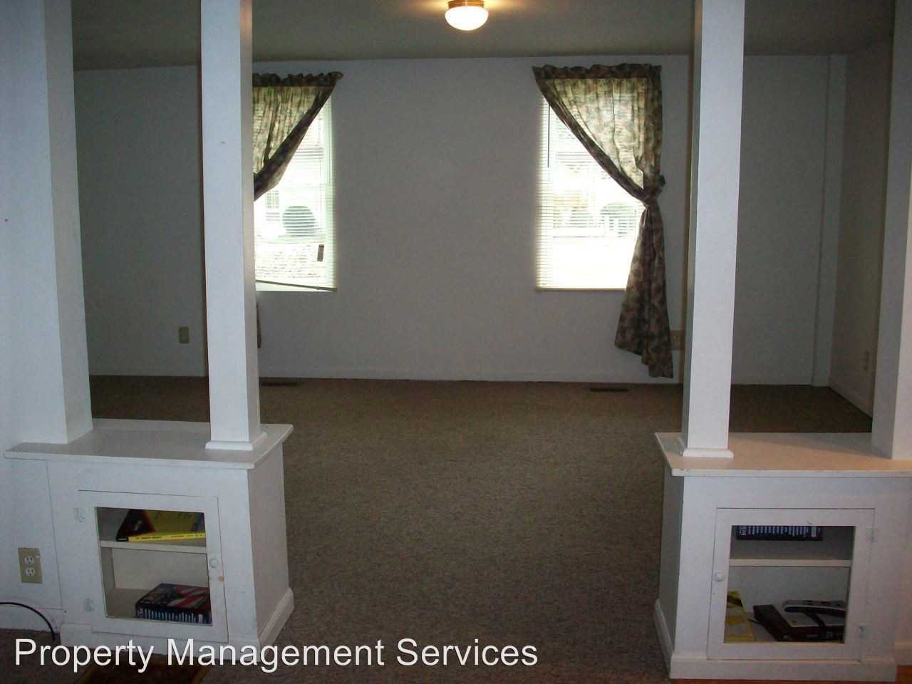 315 S Scott St - Photo 3 of 16