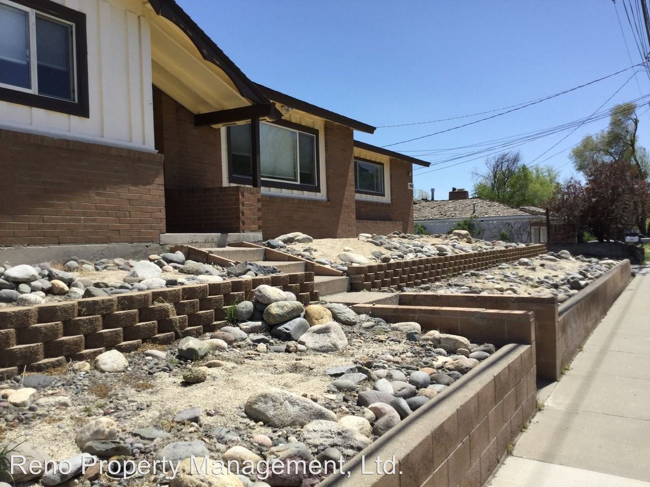 1990 Plumas St - Photo 3 of 22