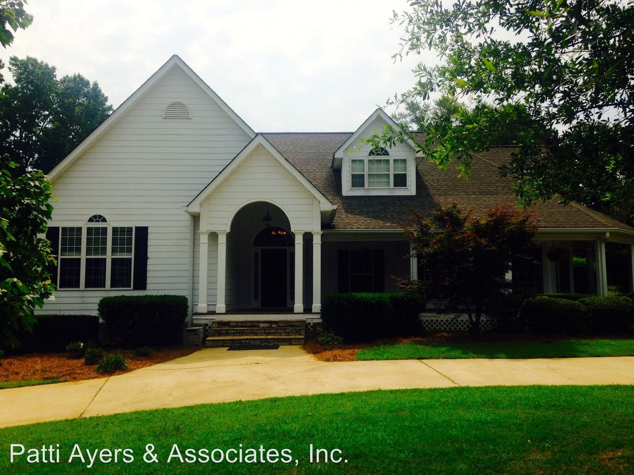 105 Arabian - Photo 2 of 48