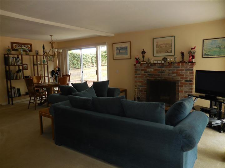 3121 Stevenson Dr - Photo 3 of 16