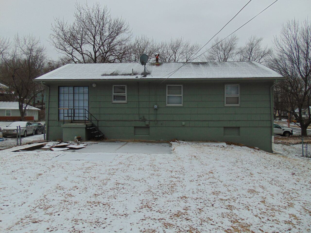 5025 Hawthorne Ave - Photo 2 of 9