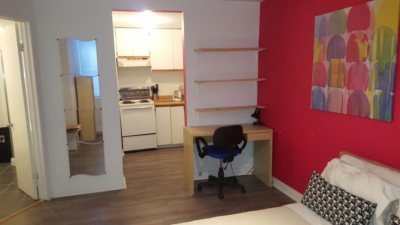 3425 Rue Aylmer #1 - Photo 3 of 9