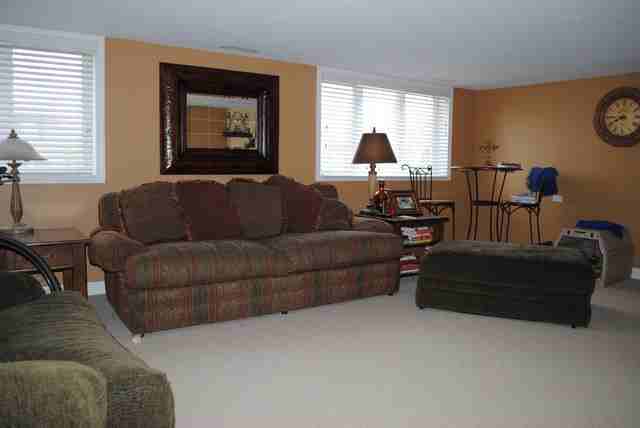 732 Spruce Rd - Photo 2 of 4
