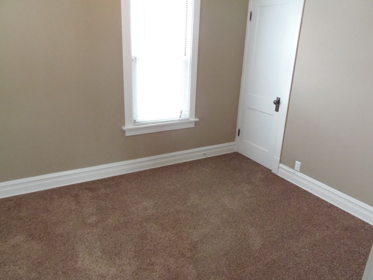 2030 W 170th St - Photo 2 of 4