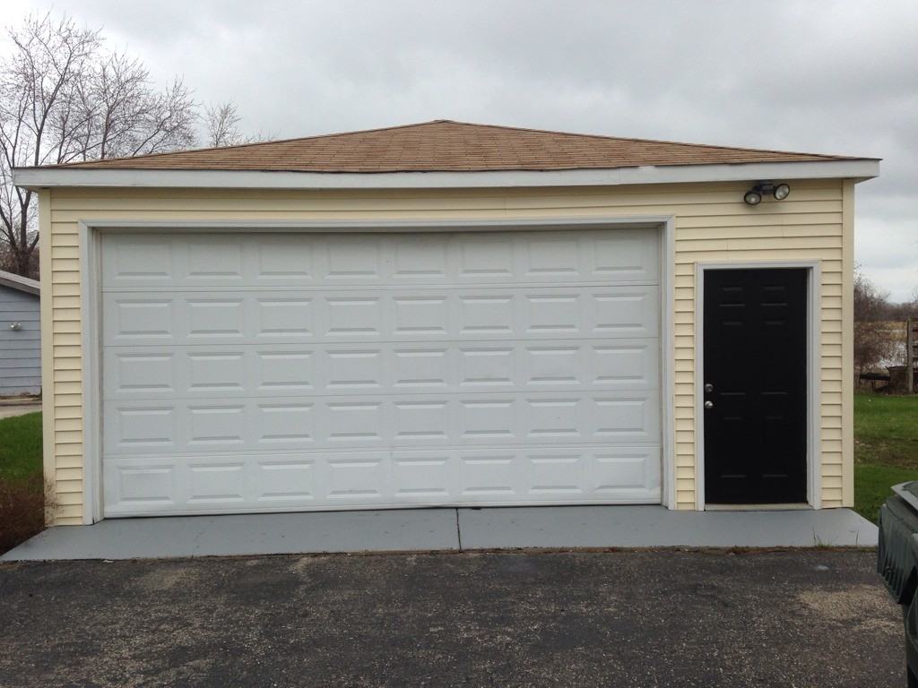 4016 Gregory Dr - Photo 3 of 13