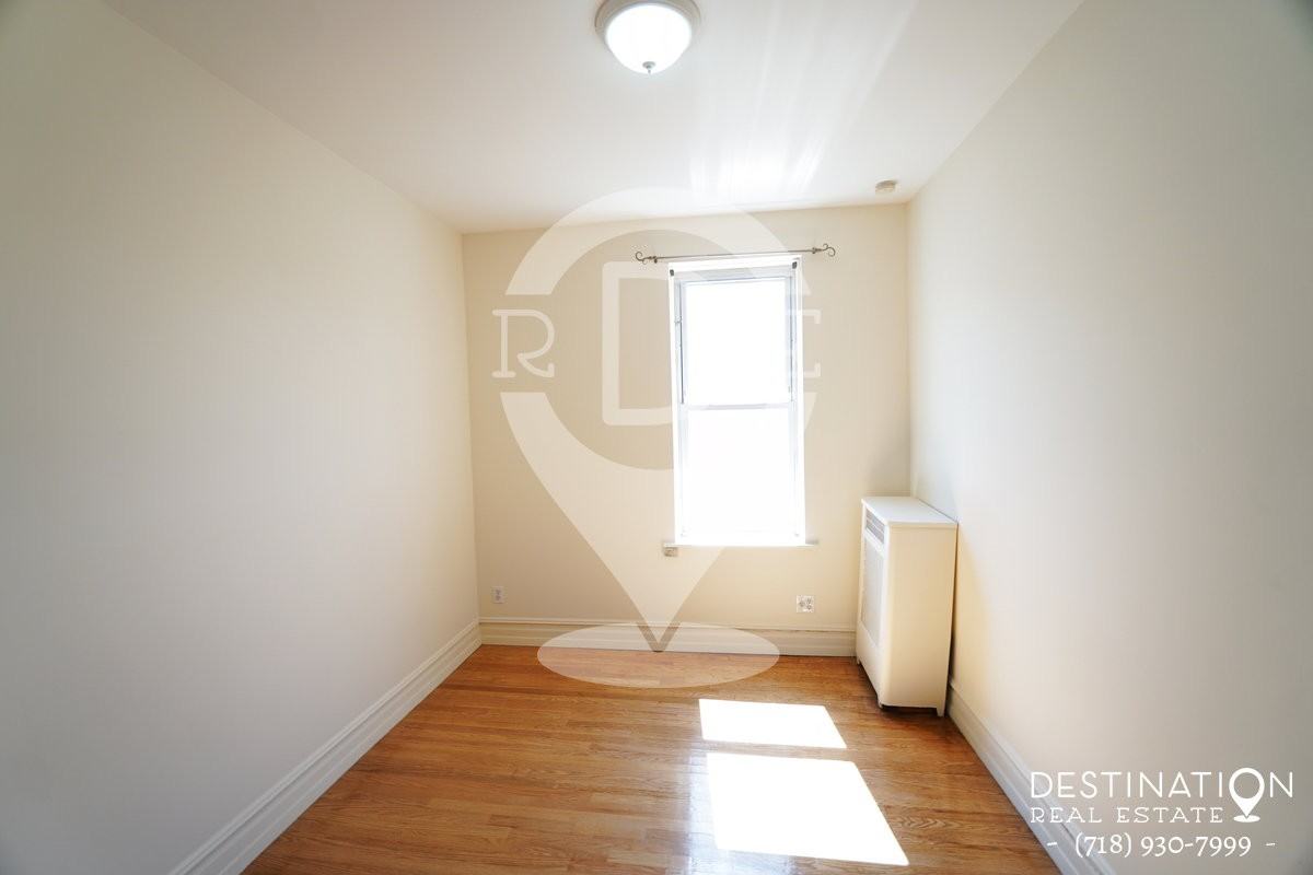 6808 11th Ave - Photo 2 of 12