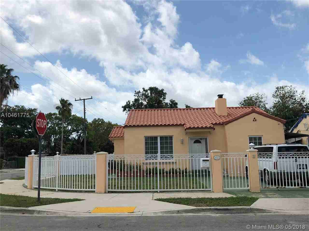 432 NW 24th Ave - Photo 3 of 8