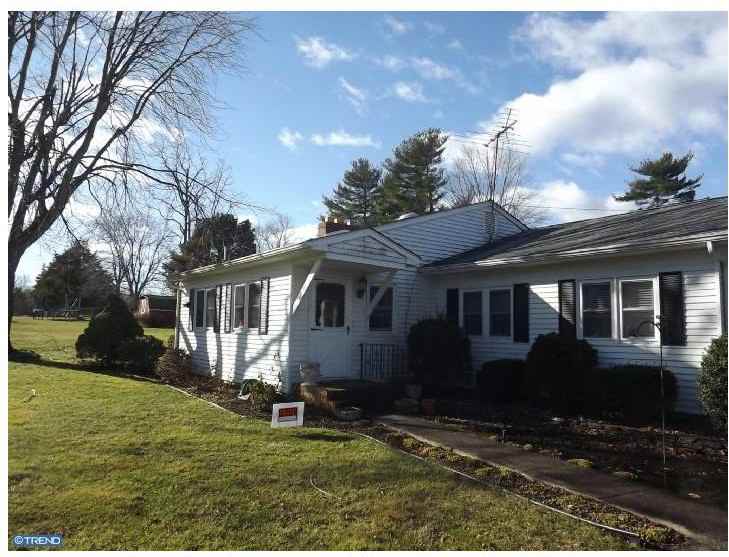 93 E Canal St - Photo 2 of 9