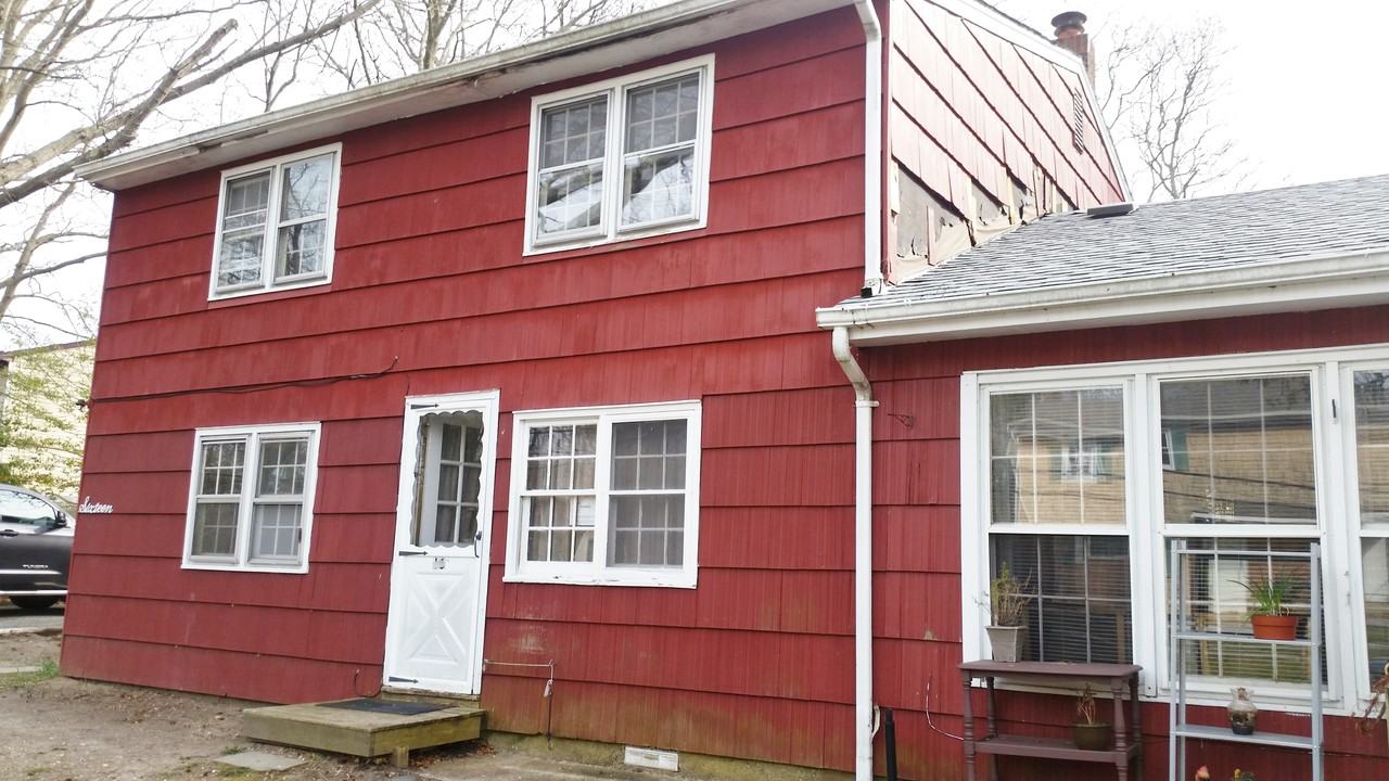 16 Montauk Pl - Photo 2 of 6
