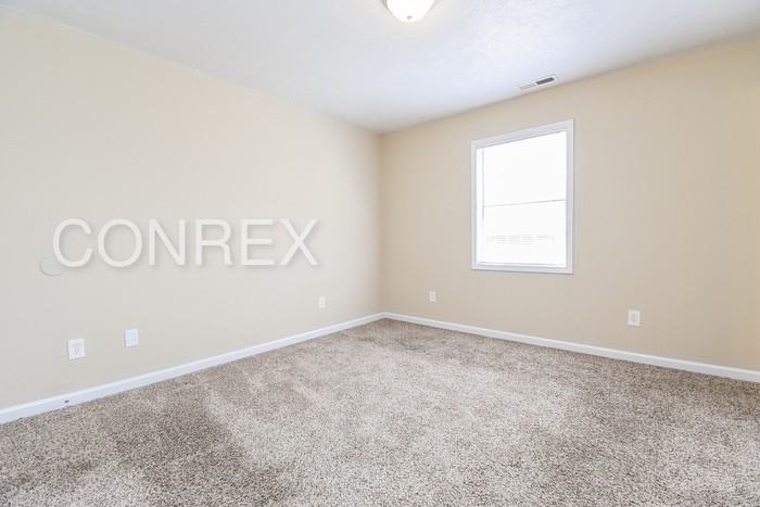 2841 42nd Ave N - Photo 2 of 8