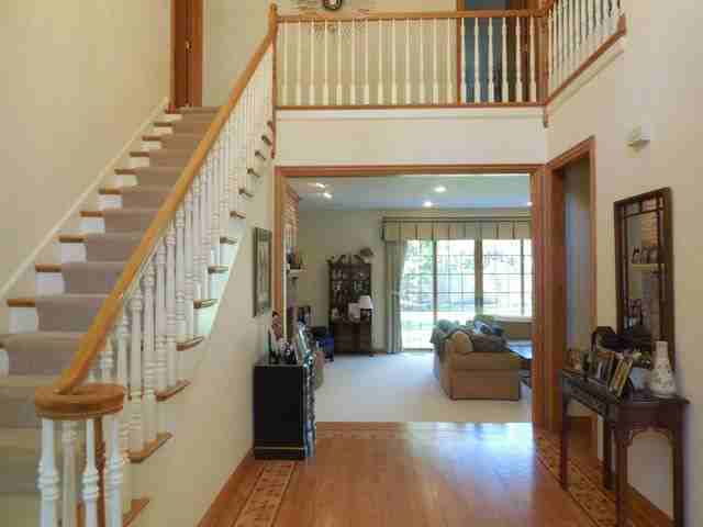 479 Adams Ave - Photo 2 of 17