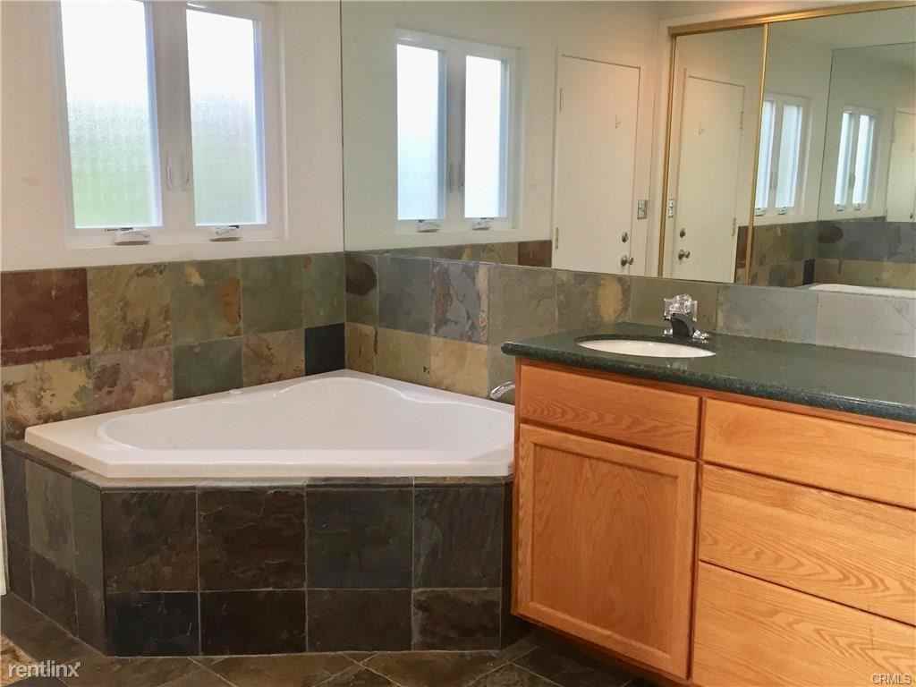 2565 Kilo Way - Photo 2 of 9