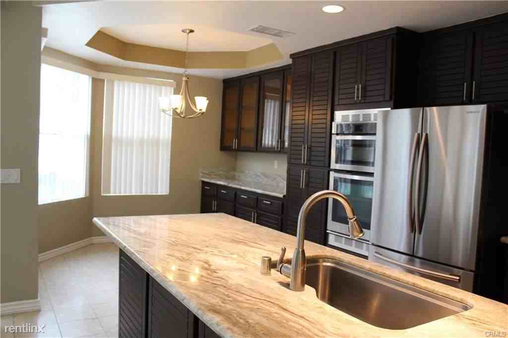 91 Pelican Ct - Photo 2 of 20