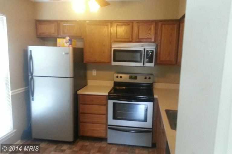 2710 Red Oak Ln - Photo 2 of 15