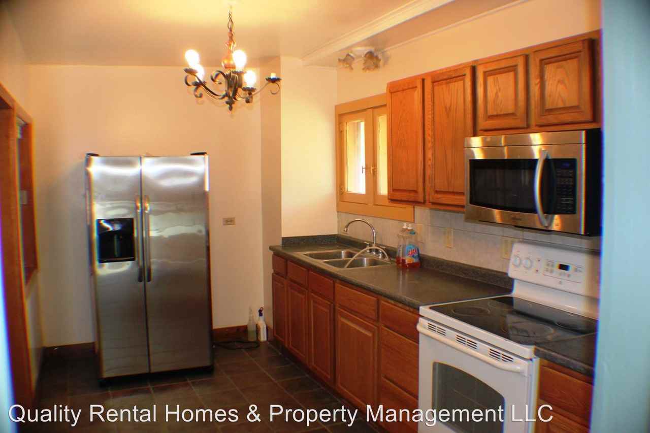 513 Mercer St - Photo 3 of 15