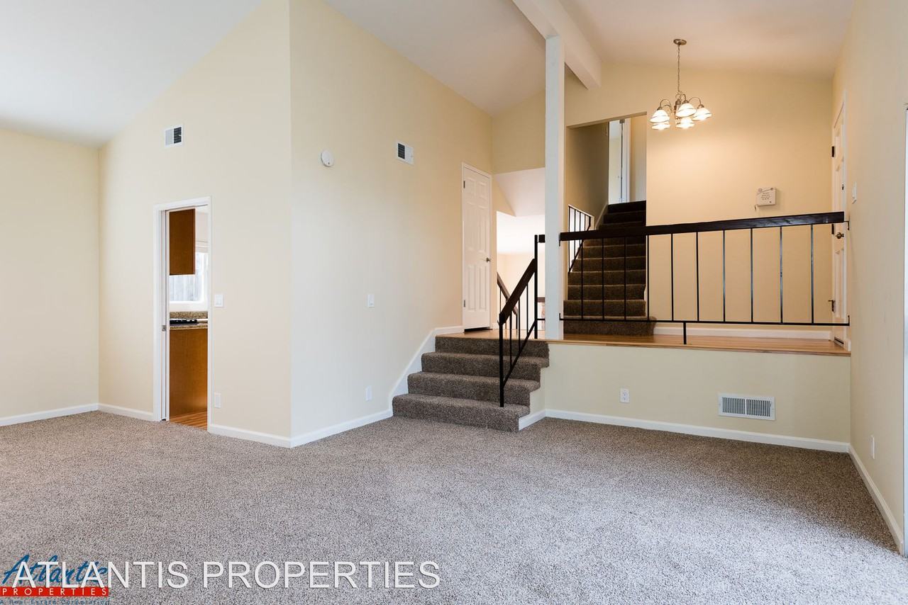 3204 Knightswood Way - Photo 3 of 21
