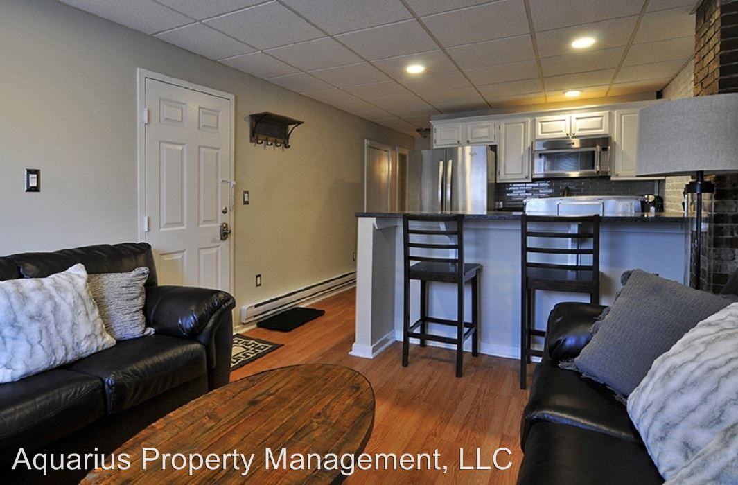 330 Fore St #1 - Photo 3 of 16