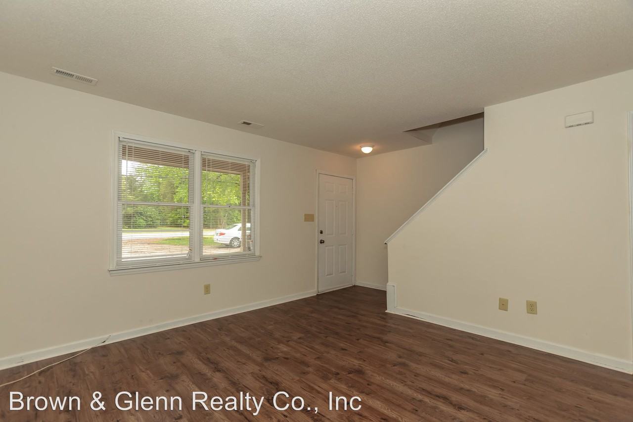 8717 Chapel Hill Rd - Photo 2 of 11