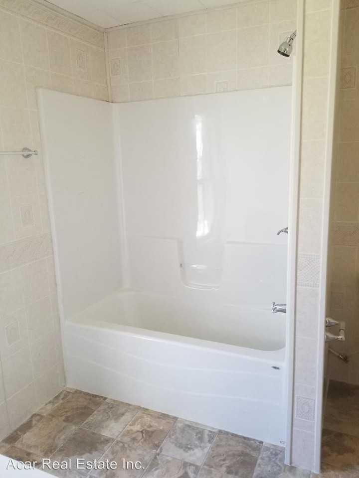 310 W Washington St - Photo 3 of 14