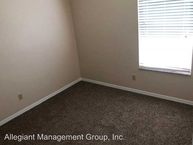 2540 Wild Wood Dr - Photo 2 of 17