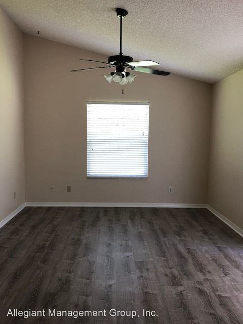 2540 Wild Wood Dr - Photo 3 of 17