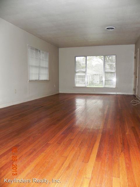 2171 Tulip St - Photo 2 of 9