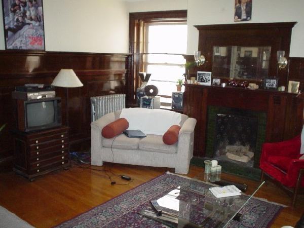 1232 Beacon St #3 - Photo 2 of 3