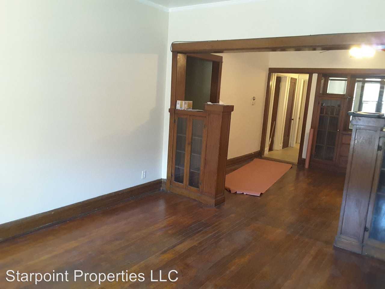 3320 W Polk St #1st - Photo 2 of 11