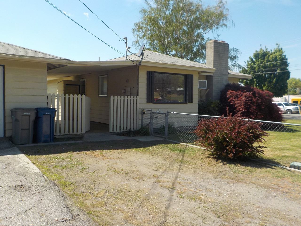 354 6th St NE - Photo 3 of 29