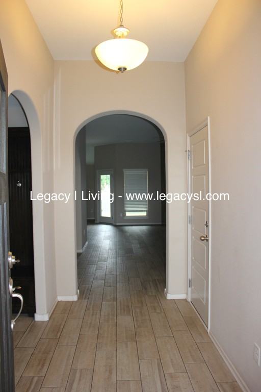 13250 S 89th E Pl - Photo 3 of 25